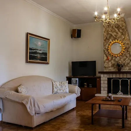 아파트 Xenia's House Kato Korakiana